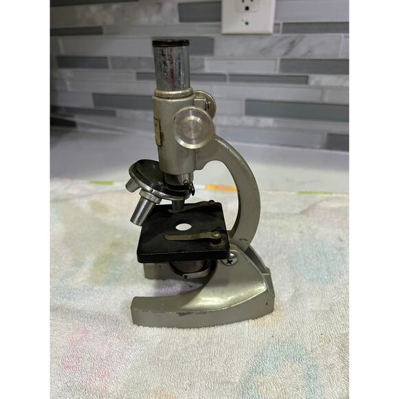Vintage Empire Deluxe Quality Microscope - Picture 1 of 6